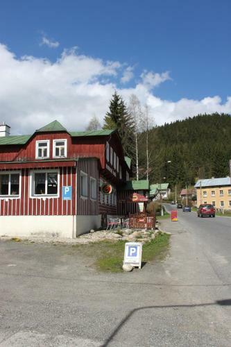 Hostal Pension Martinsk� �dol�