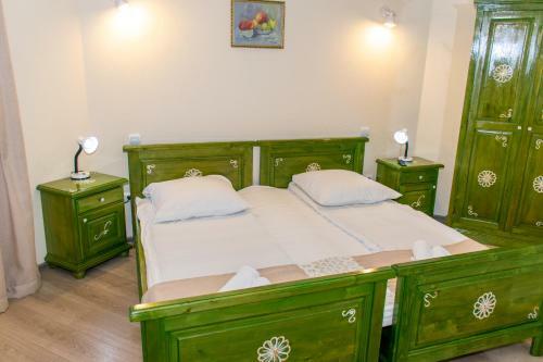 Hostal Pensiunea Sanziana