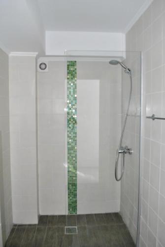 Hostal Vila Ryanna Beach