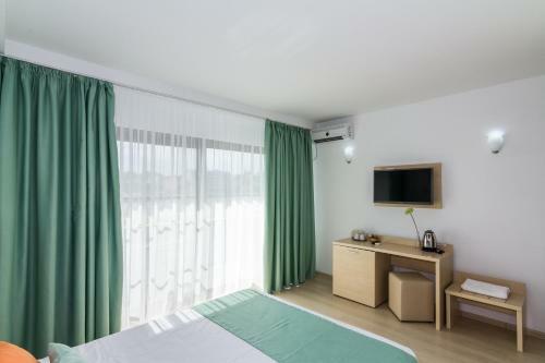 Hostal Vila Ryanna Beach