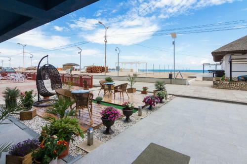 Hostal Vila Ryanna Beach