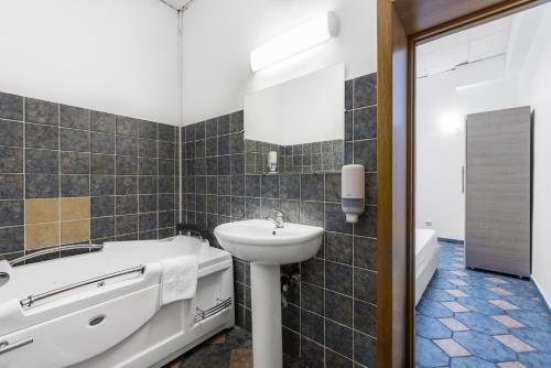 Hostal Budget Accommodation