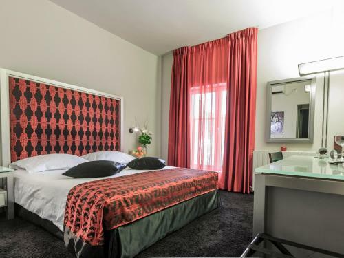 Hotel Central By Zeus International
