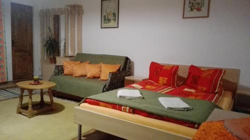 Garden City Apartment