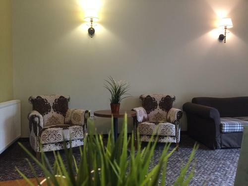 Hostal Opus Villa
