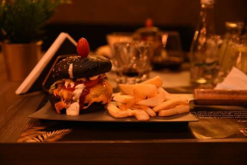 Casa Braneana- Pensiune Restaurant