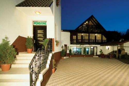 Casa Braneana- Pensiune Restaurant