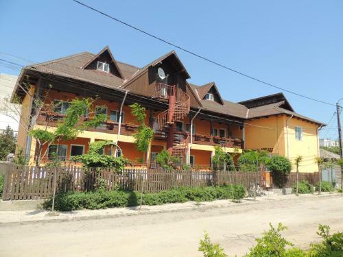 Hostal Pensiunea Iulia Sulina