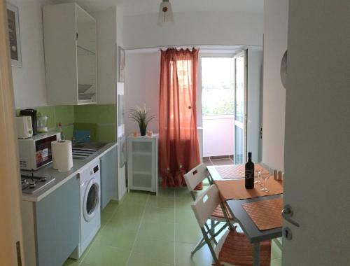 Green Apartment
