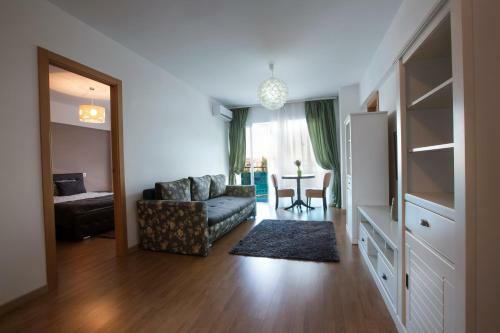 Nana Apartments