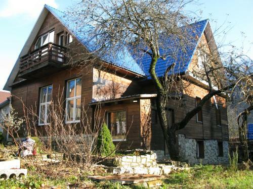 Hostal Omela Chalet