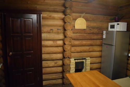 Hostal Omela Chalet