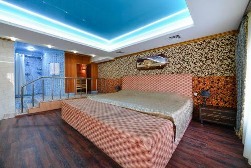 Malibu Hotel