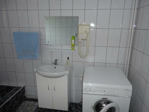 Hostal Pensiunea Alice