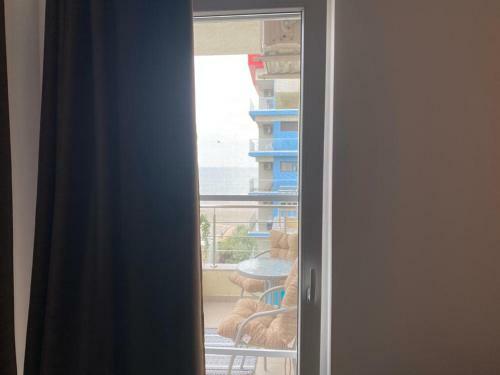 Argos Summerland Apartment