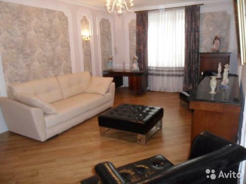 Apartment On Pavshinkiy Bulvar