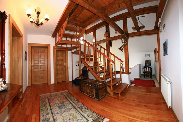 Hostal Pensiunea Casa Cranta