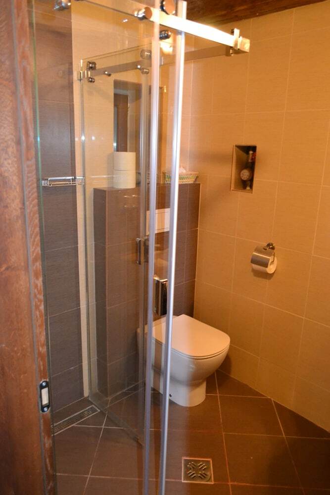 Hostal Pensiunea Casa Cranta