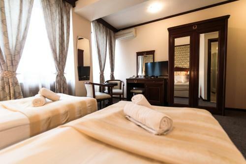 Hotel Tudor Palace