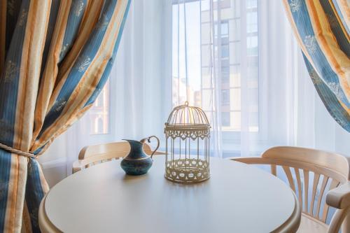 Pilau Business Hotel