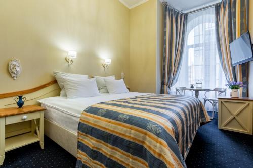 Pilau Business Hotel