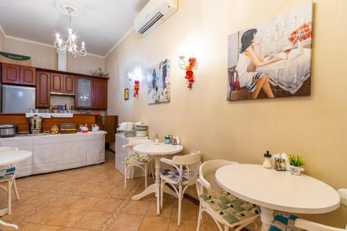 Pilau Business Hotel