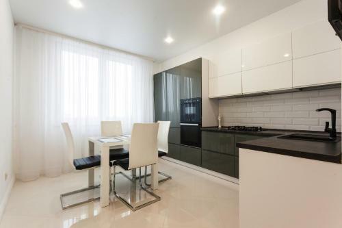 Apartment Gorkogo 96