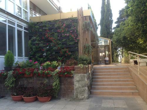 Hostal Svetlana Apartments
