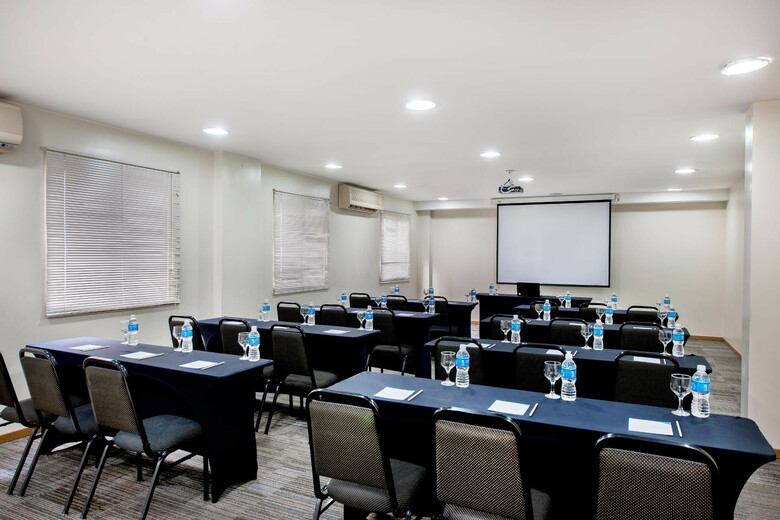 Hotel Slaviero Slim Alto Da XV