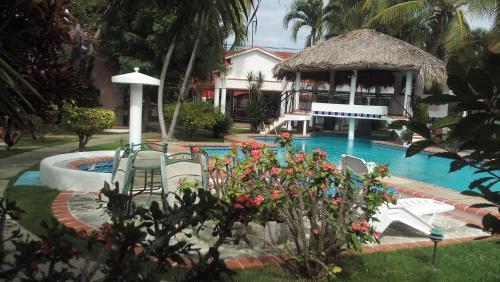 Villa Residencial Las Tejas