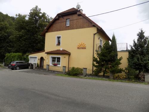 Hostal Pension Vila Hana