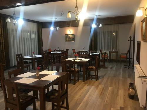 Hostal Pensiunea Valea Pinului