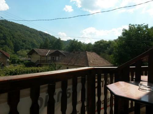 Hostal Pensiunea L?rincz *** Panzi�