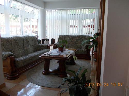 Hostal Pensiunea L?rincz *** Panzi�
