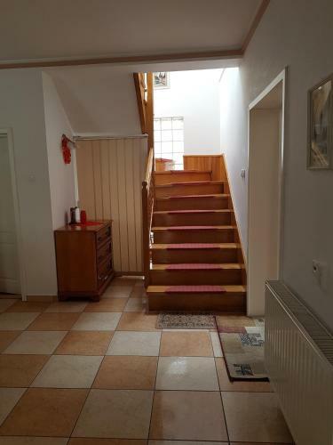 Hostal Pensiunea L?rincz *** Panzi�