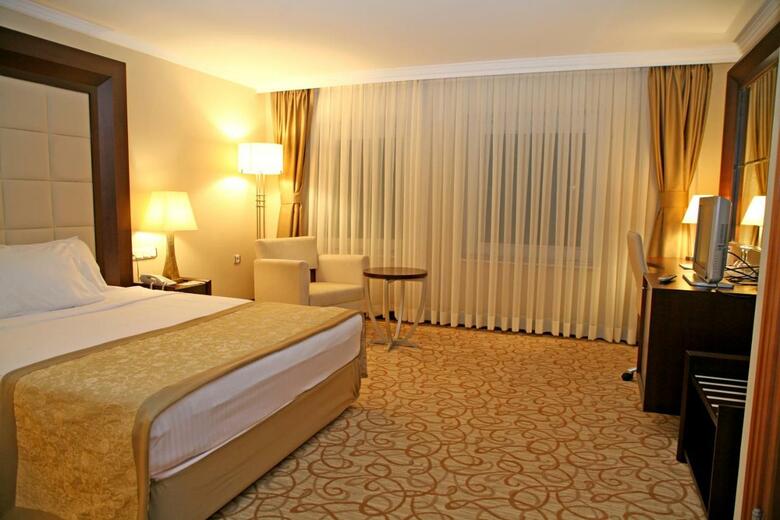 Allstar Ck Farabi Conf Hotel