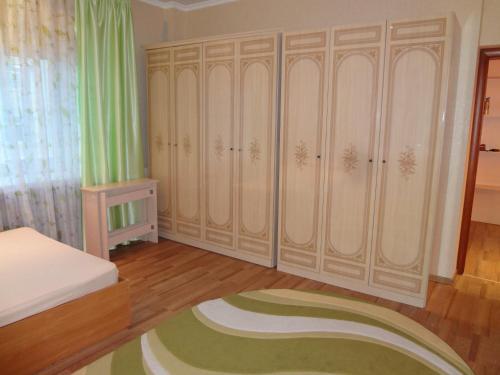 Apartments On Lenina 90