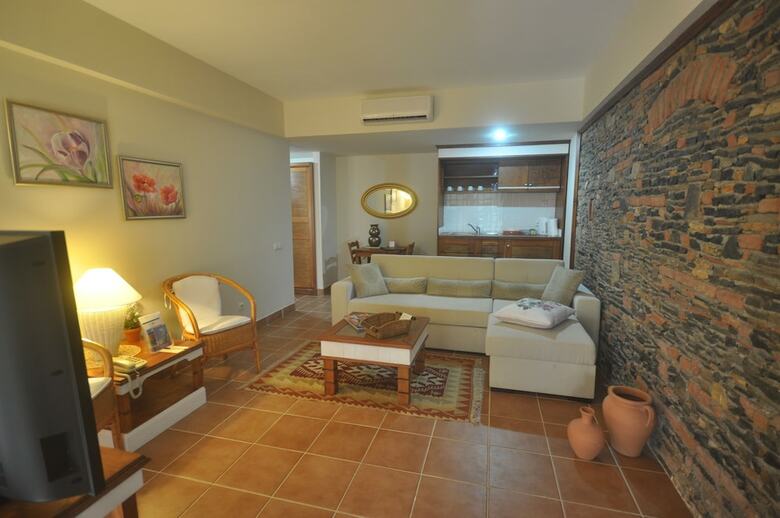 El Vino Hotel Suites