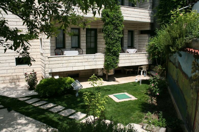 Hotel Hal-tur