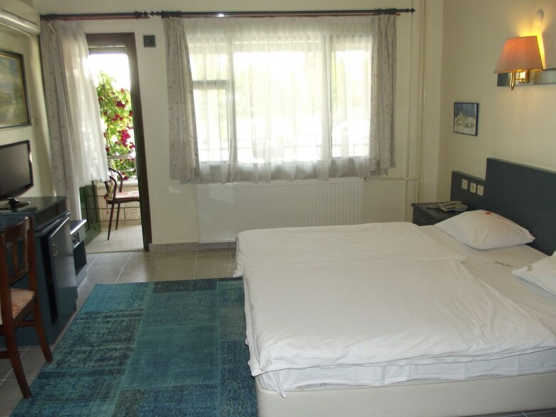 Hotel Hal-tur