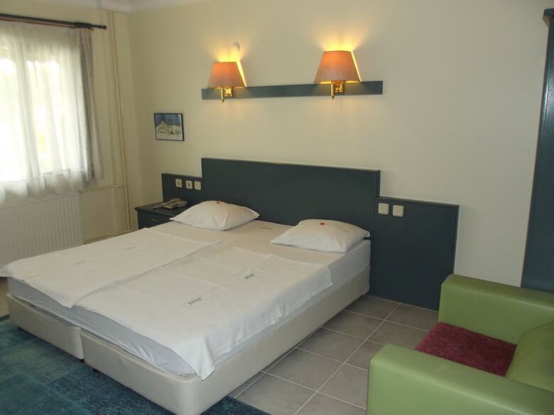 Hotel Hal-tur