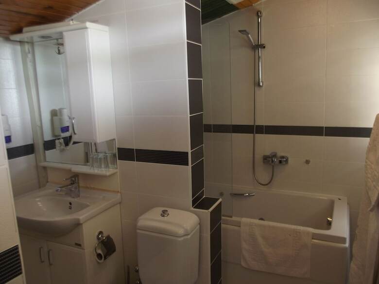 Hotel Hal-tur