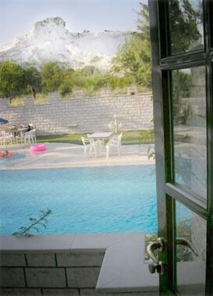 Hotel Hal-tur
