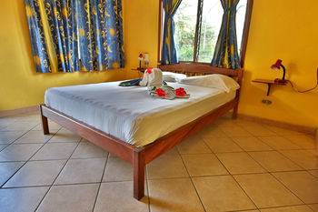 Residencia Bahia Esmeralda
