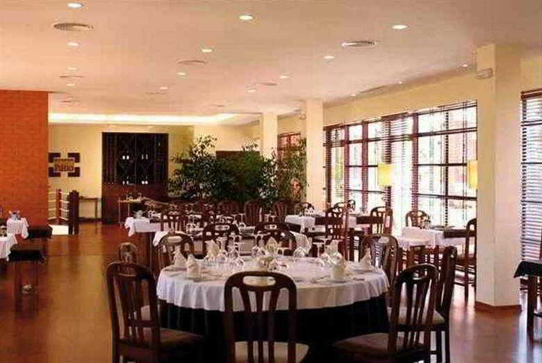 Apartamentos Miravillas Hotel