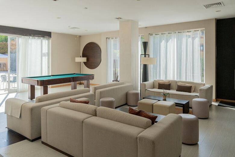 Apartamentos Miravillas Hotel