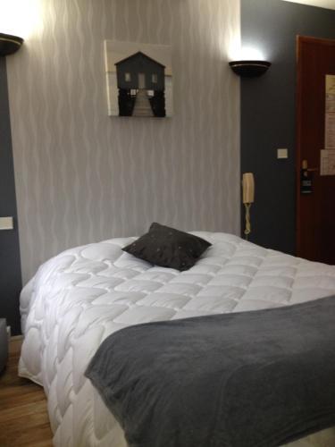 Hotel Logis Moulin Des Forges