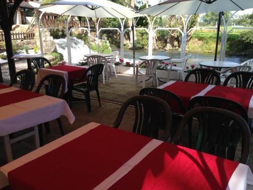 Hotel Logis Moulin Des Forges