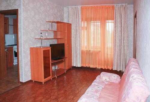 Allis-hall One-bedroom Apartment At Pervomayskaya 35