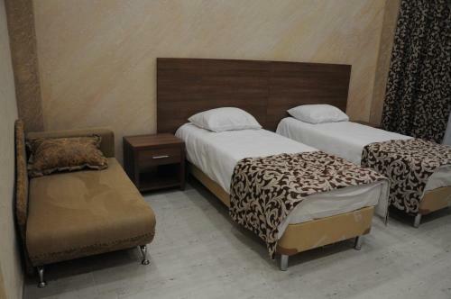 Hostal Raduzhny Guest House